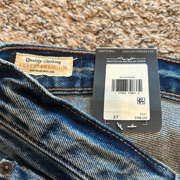 Levi's Classic Blue Denim Skirt NWT Premium White Tag - Picture 5 of 9